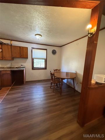 11251 County Road 30 ., Selma, AL 36701