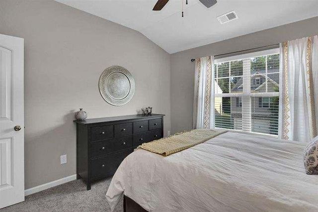 307 Lakeside Lane, Woodstock, GA 30188