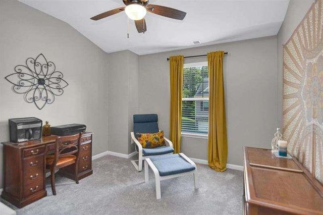 307 Lakeside Lane, Woodstock, GA 30188