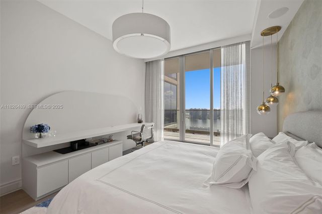 17901 Collins Avenue 3003, Sunny Isles Beach, FL 33160