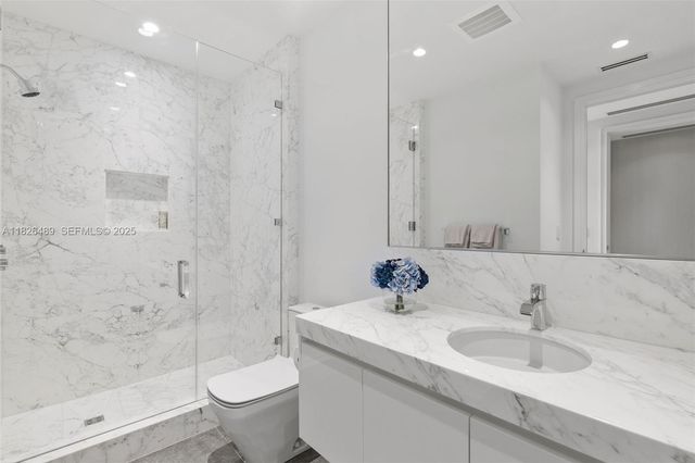 17901 Collins Avenue 3003, Sunny Isles Beach, FL 33160