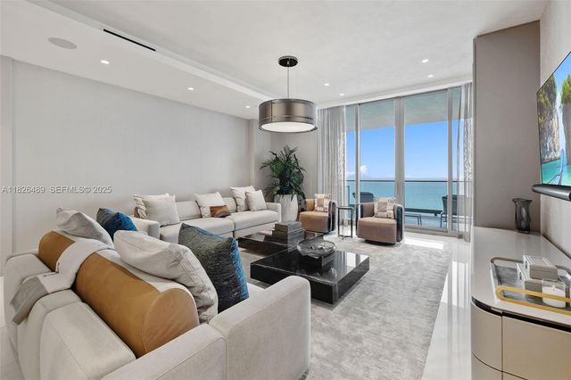 17901 Collins Avenue 3003, Sunny Isles Beach, FL 33160