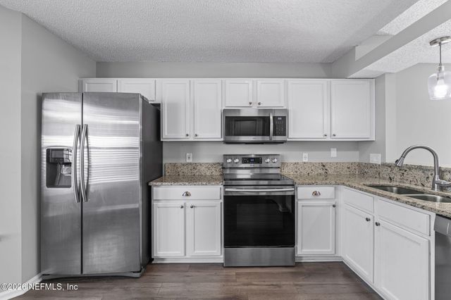 12118 SUNCHASE Drive, Jacksonville, FL 32246