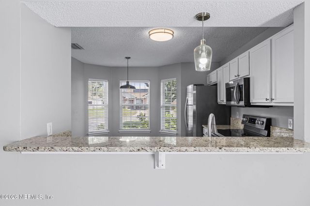 12118 SUNCHASE Drive, Jacksonville, FL 32246