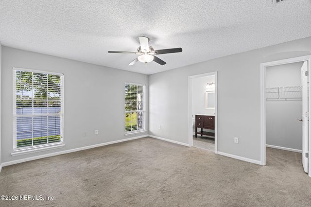 12118 SUNCHASE Drive, Jacksonville, FL 32246