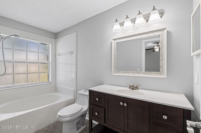 12118 SUNCHASE Drive, Jacksonville, FL 32246