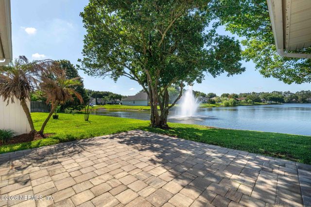 12118 SUNCHASE Drive, Jacksonville, FL 32246