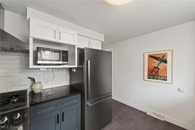 24535 Lake Road, Bay Village, OH 44140