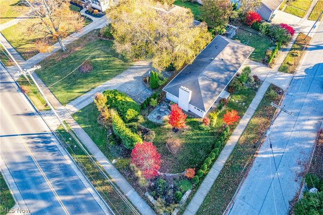 24535 Lake Road, Bay Village, OH 44140