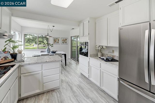 2621 Saklan Indian Dr 2, Walnut Creek, CA 94595