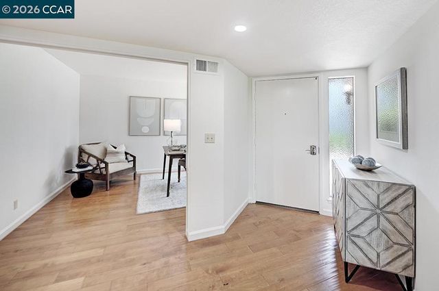 2621 Saklan Indian Dr 2, Walnut Creek, CA 94595