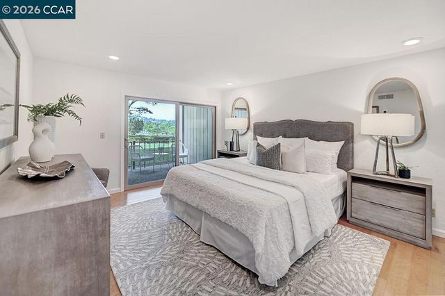 2621 Saklan Indian Dr 2, Walnut Creek, CA 94595