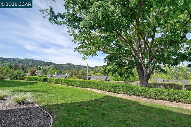 2621 Saklan Indian Dr 2, Walnut Creek, CA 94595