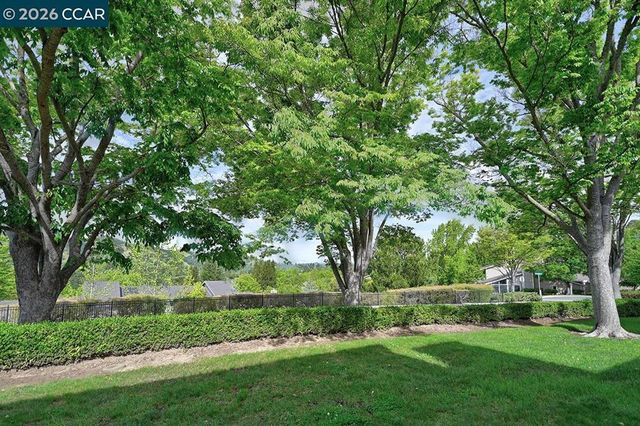 2621 Saklan Indian Dr 2, Walnut Creek, CA 94595