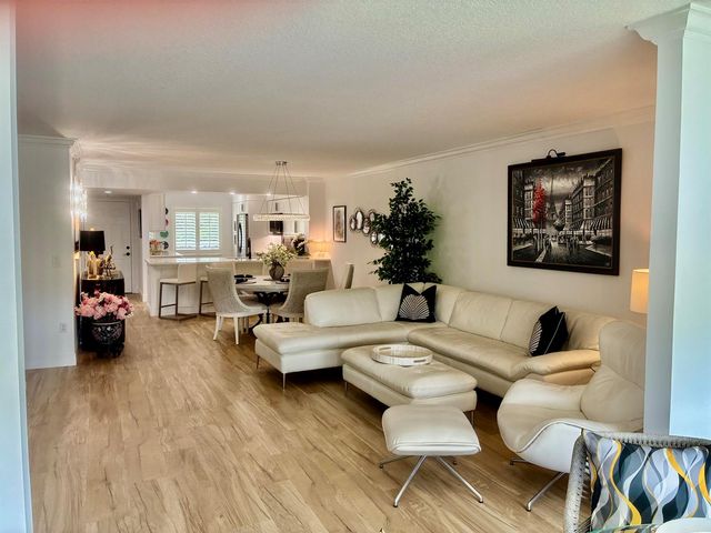 5778 Crystal Shores Drive 303, Boynton Beach, FL 33437