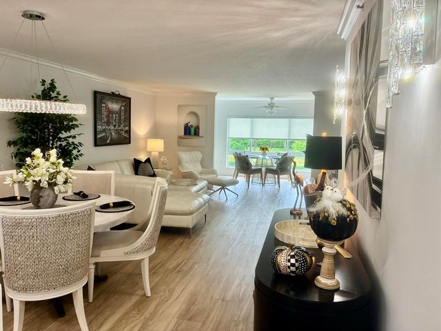 5778 Crystal Shores Drive 303, Boynton Beach, FL 33437
