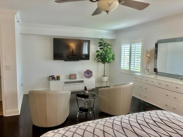 5778 Crystal Shores Drive 303, Boynton Beach, FL 33437