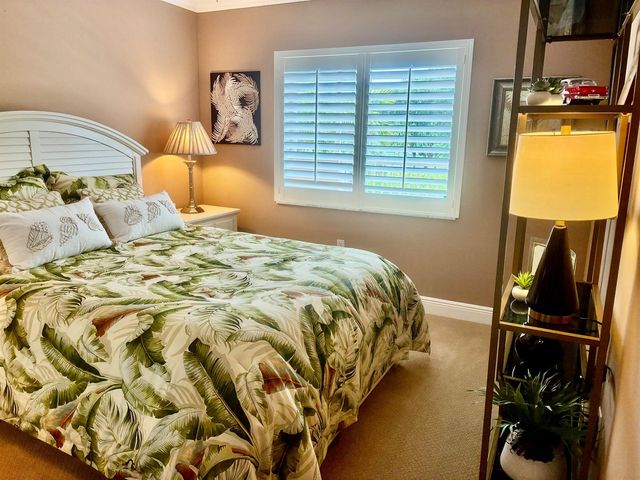 5778 Crystal Shores Drive 303, Boynton Beach, FL 33437