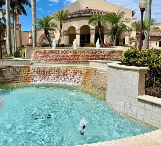 5778 Crystal Shores Drive 303, Boynton Beach, FL 33437