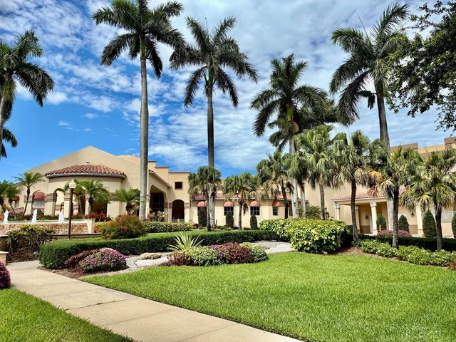 5778 Crystal Shores Drive 303, Boynton Beach, FL 33437