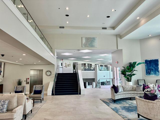 5778 Crystal Shores Drive 303, Boynton Beach, FL 33437