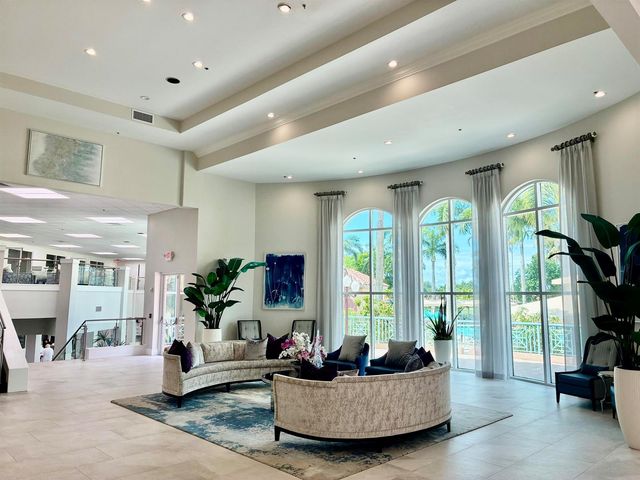 5778 Crystal Shores Drive 303, Boynton Beach, FL 33437