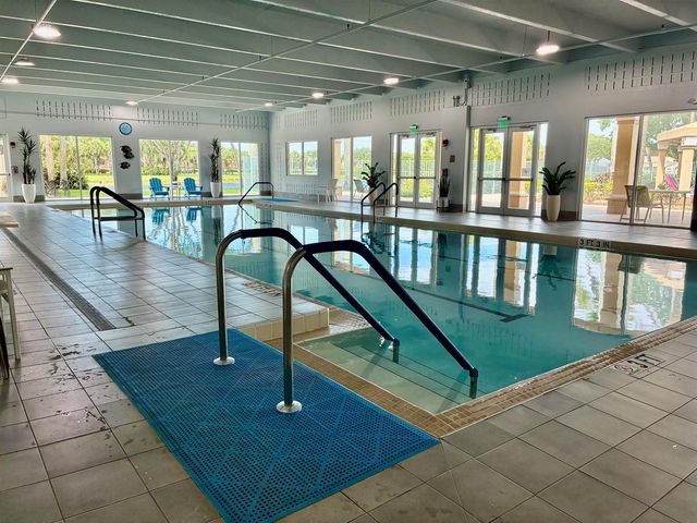5778 Crystal Shores Drive 303, Boynton Beach, FL 33437