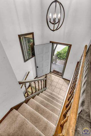 3901 SW Nottingham RD, Topeka, KS 66610