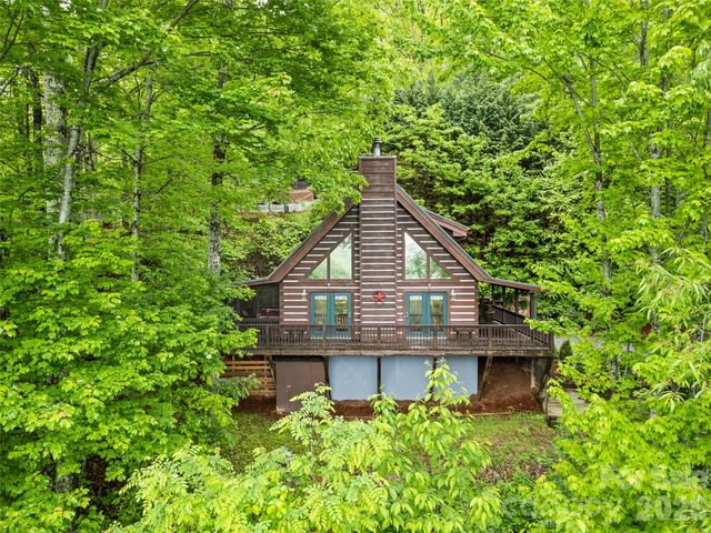 297 Hidden Cove Road, Maggie Valley, NC 28751