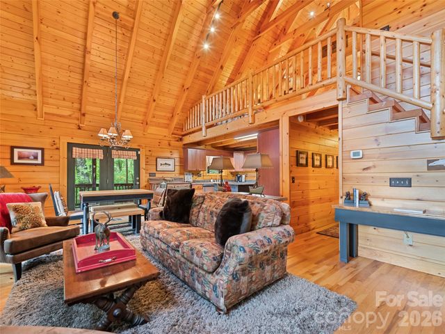 297 Hidden Cove Road, Maggie Valley, NC 28751