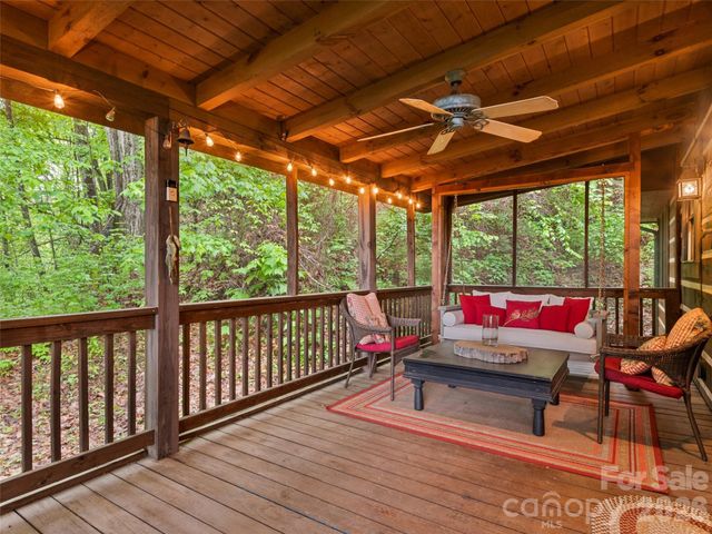 297 Hidden Cove Road, Maggie Valley, NC 28751
