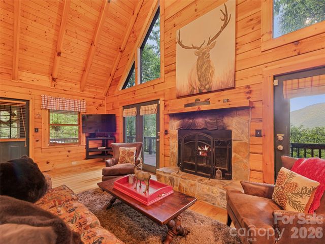 297 Hidden Cove Road, Maggie Valley, NC 28751