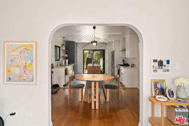 1414 S Curson Avenue, Los Angeles, CA 90019