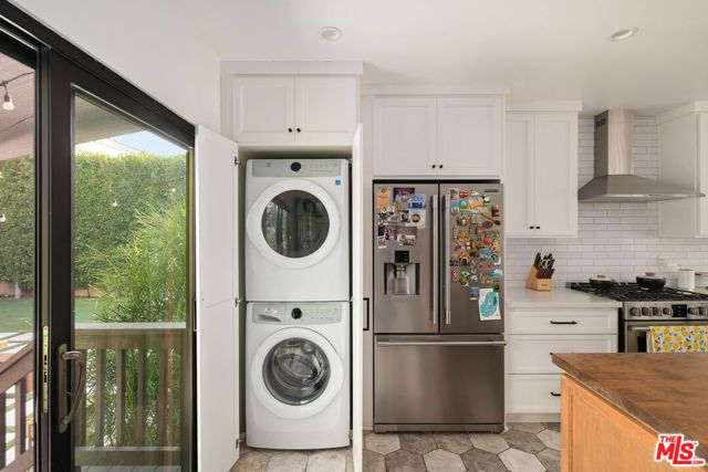 1414 S Curson Avenue, Los Angeles, CA 90019