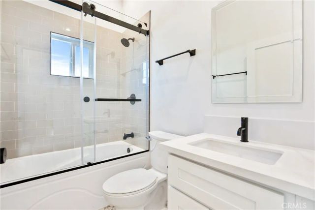 12516 Vose Street, North Hollywood, CA 91605