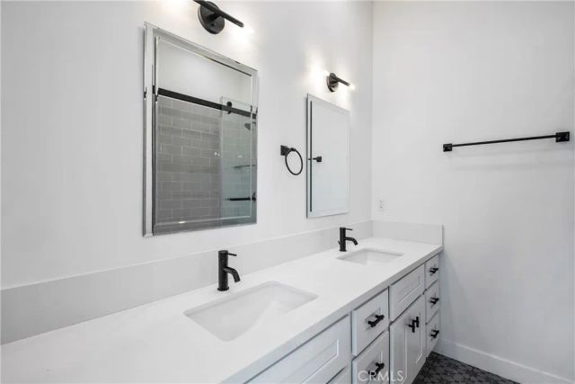 12516 Vose Street, North Hollywood, CA 91605