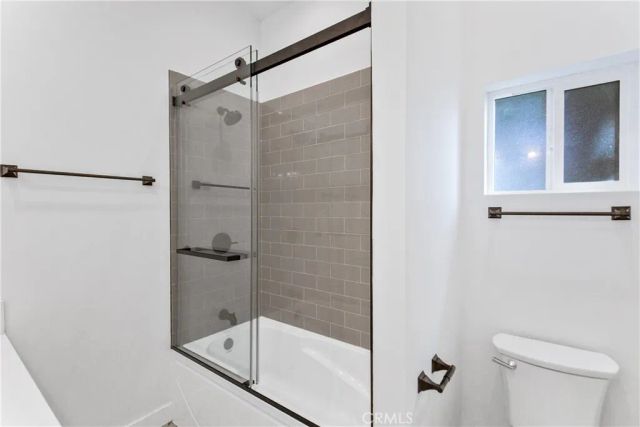 12516 Vose Street, North Hollywood, CA 91605