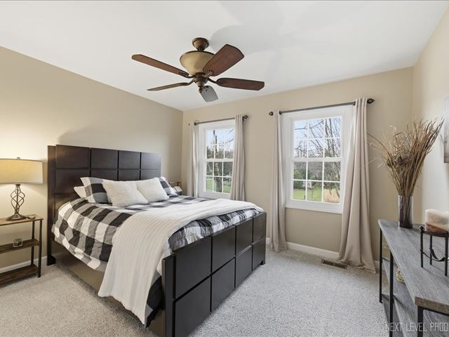 1109 Edwards Drive, Batavia, IL 60510