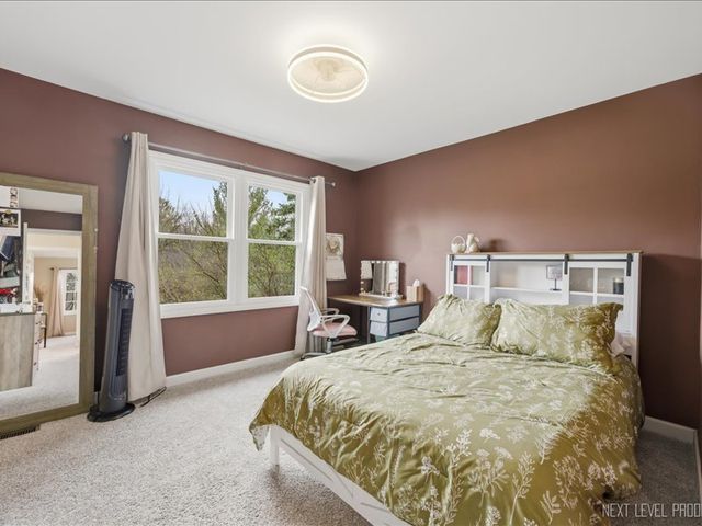 1109 Edwards Drive, Batavia, IL 60510