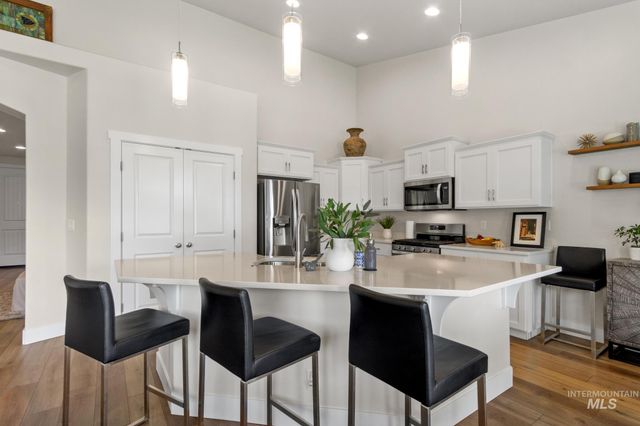 5570 W Hopwood, Boise, ID 83714
