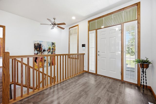 868 32nd Street S, Moorhead, MN 56560