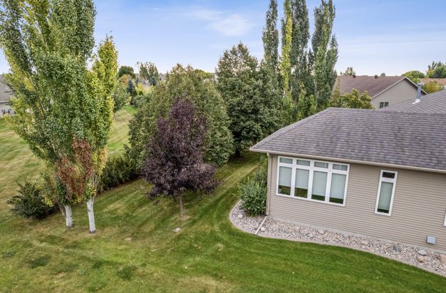 868 32nd Street S, Moorhead, MN 56560