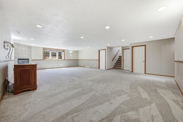 868 32nd Street S, Moorhead, MN 56560