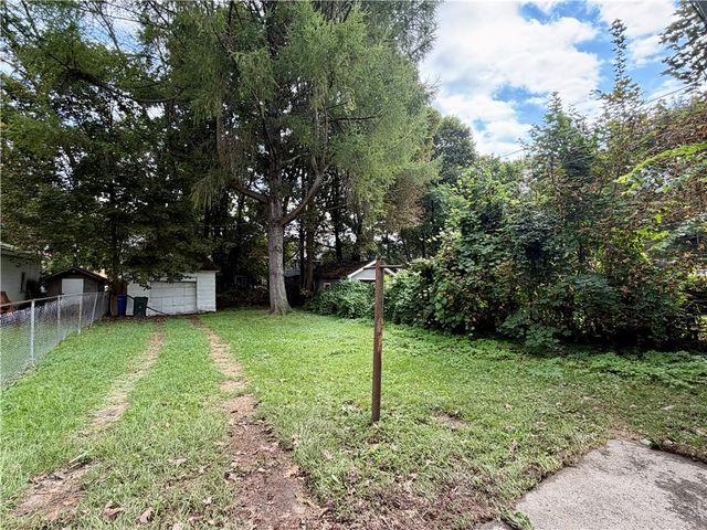 185 Arnett Boulevard, Rochester, NY 14619