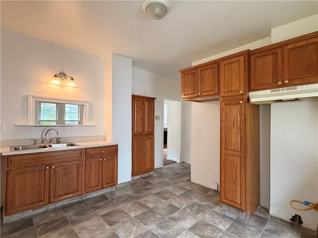 185 Arnett Boulevard, Rochester, NY 14619