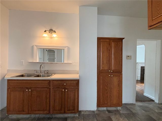 185 Arnett Boulevard, Rochester, NY 14619