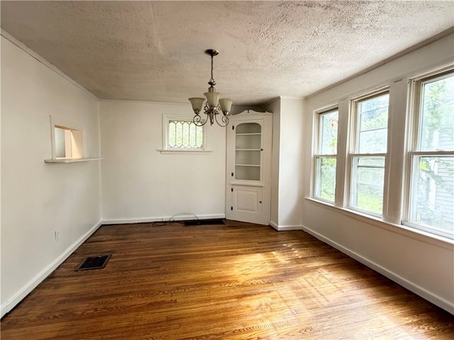 185 Arnett Boulevard, Rochester, NY 14619