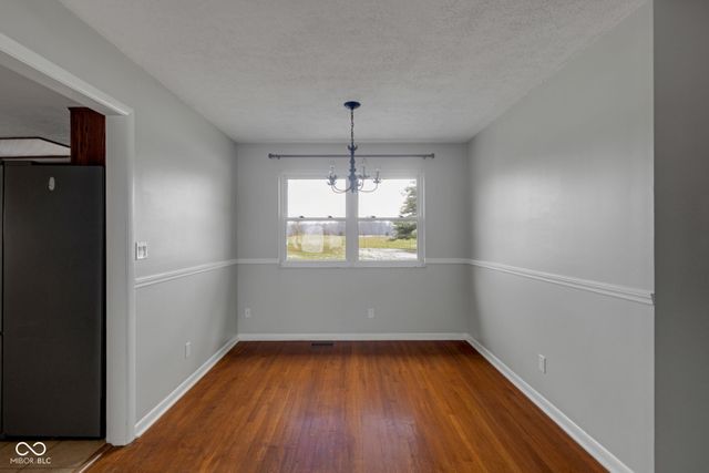 6559 W 1000 N, Fountaintown, IN 46130