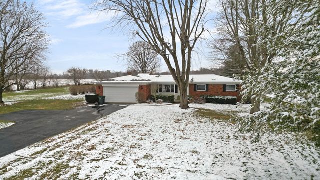 6559 W 1000 N, Fountaintown, IN 46130