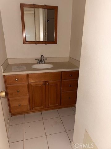 11020 El Amarillo, Fountain Valley, CA 92708